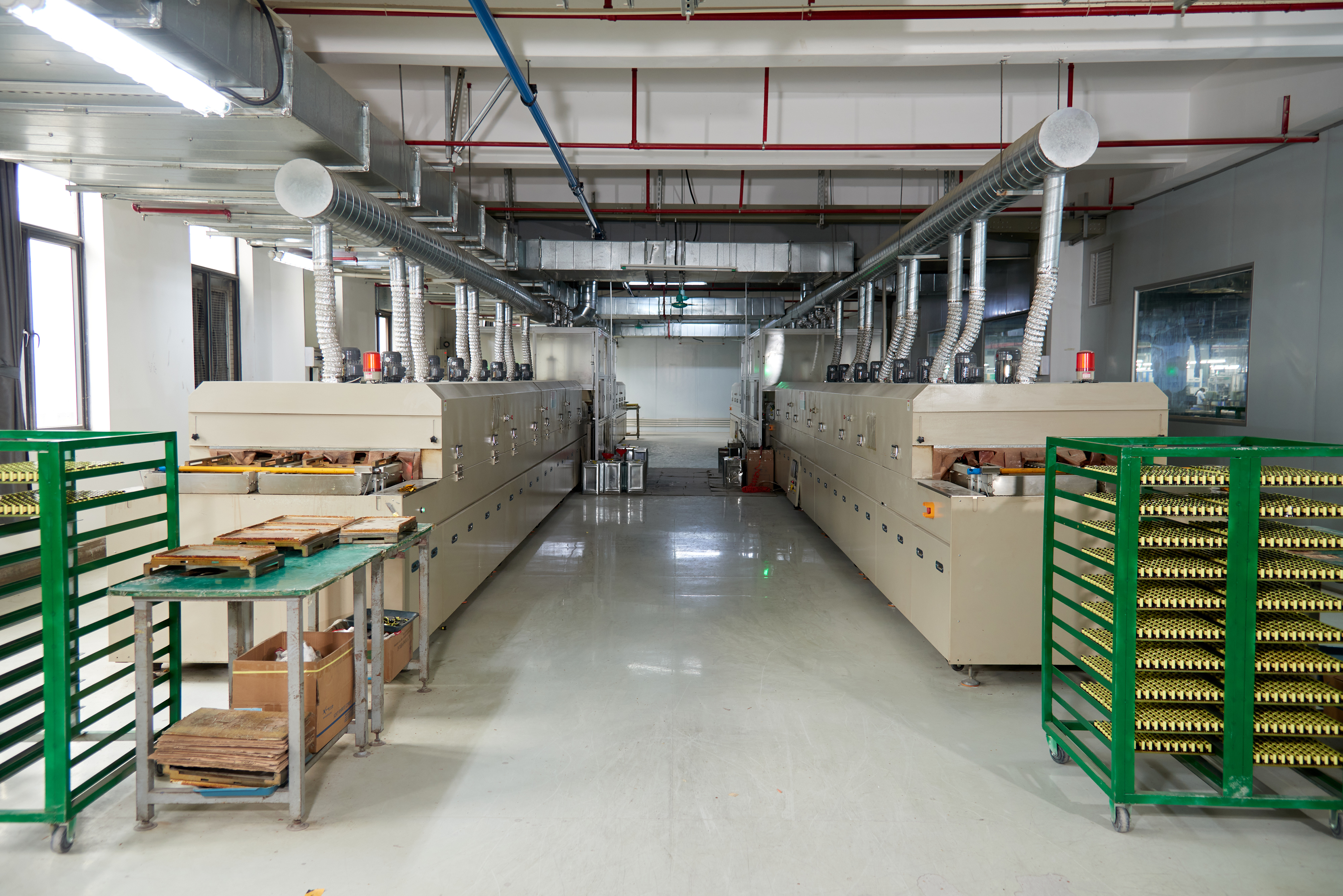 Encapsulation and potting station